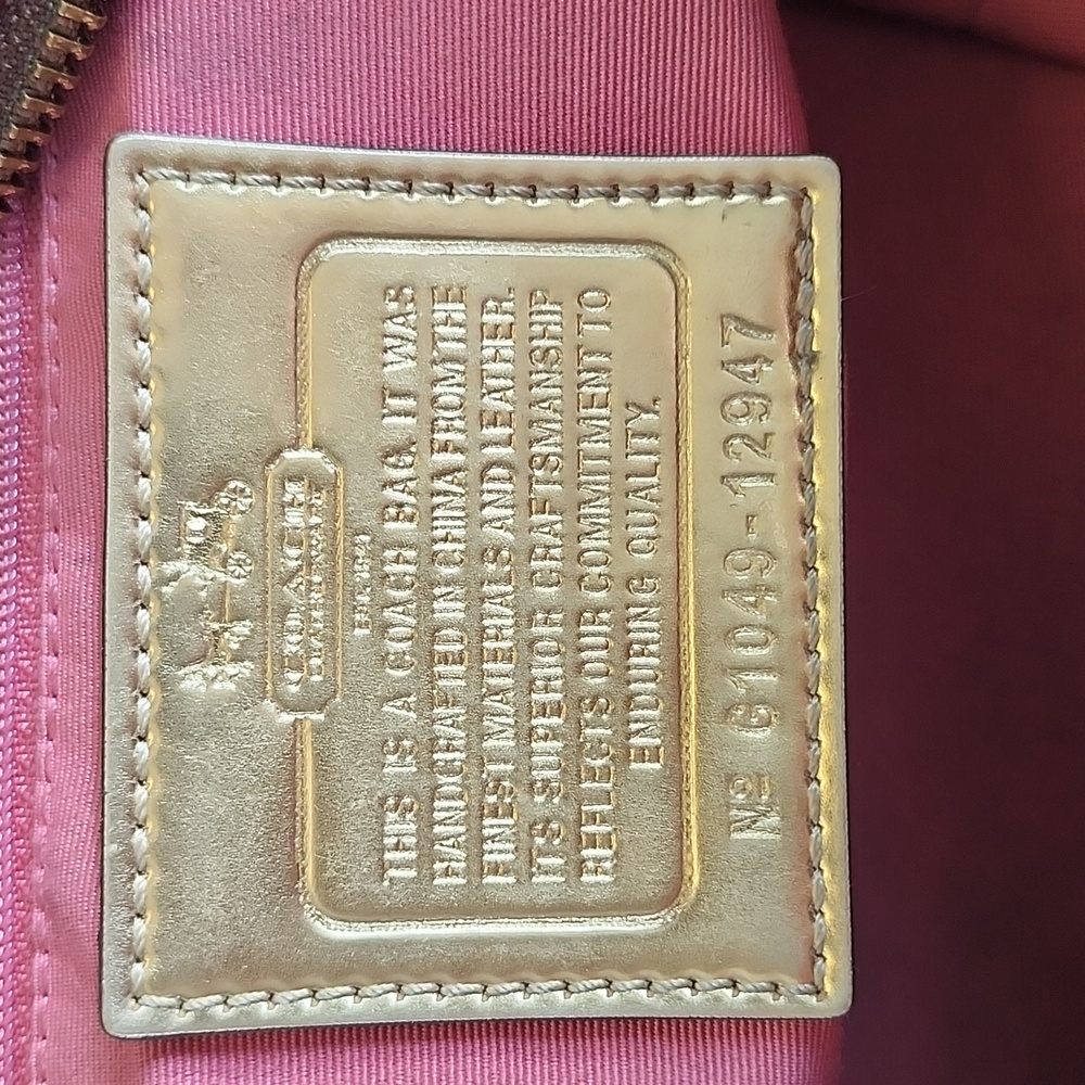 Coach Vintage "Op Art" Signature Madison Sabrina Satchel W/ Dust Bag, $110 - Picture 4 of 16